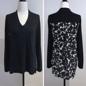 Tommy Hilfiger black/white floral chiffon V-neck sweater size Small